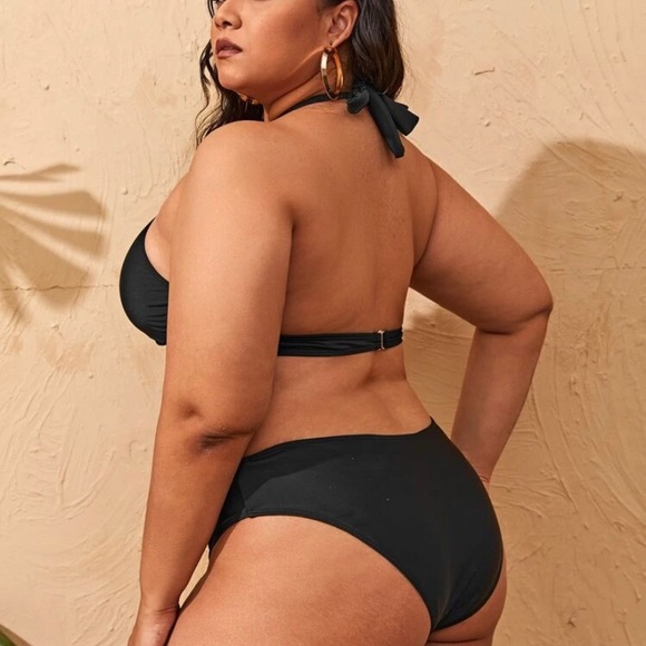 XL Bathing suit - Picture 2 of 2